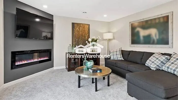 1062 Jubert Dr — Photo 7