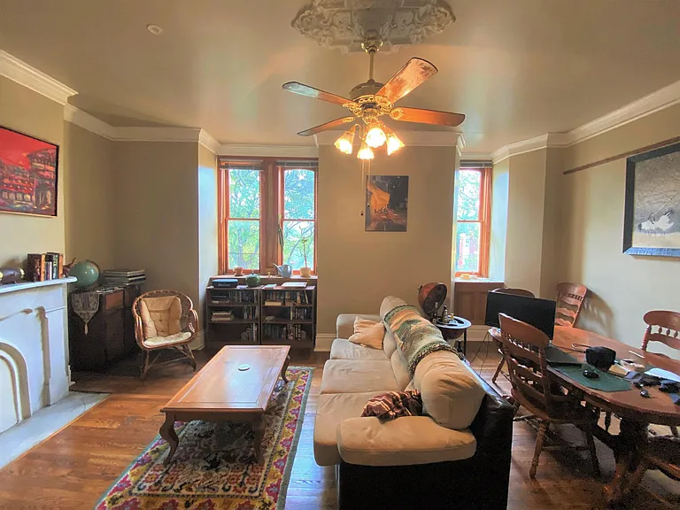 841 N Lincoln Ave #7 — Photo 3