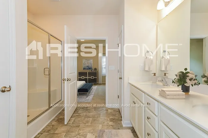 8840 Brakeman Dr — Photo 11