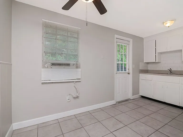 104 Karde Ln #A — Photo 6