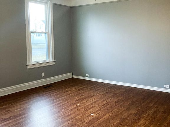 3rd image of 718 Central Ave Lot 4