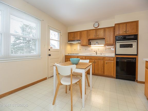5th image of 843 E Patten Dr