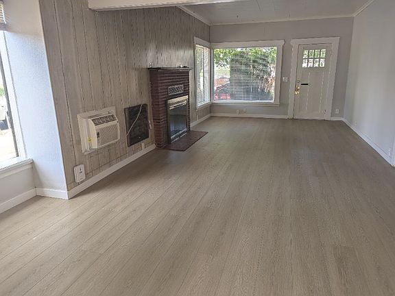 2nd image of 3203 K St