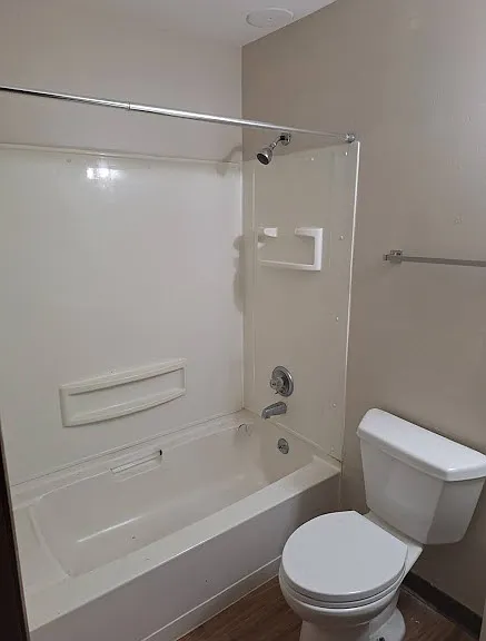 313 Higgins Dr #7 — Photo 5
