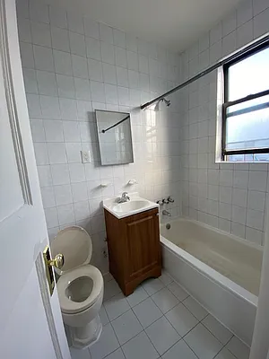 Rented by REALTY QUEST NEW YORK INC | media 10