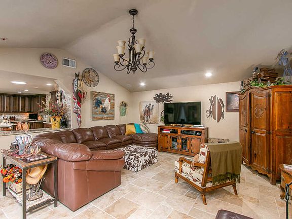 5th image of 10660 N Indian Wells Dr