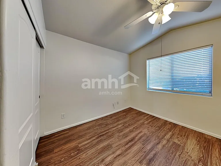 4021 S 55th Dr — Photo 17