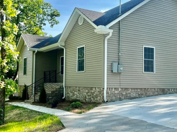 706 Alpine St, Oneonta, AL 35121