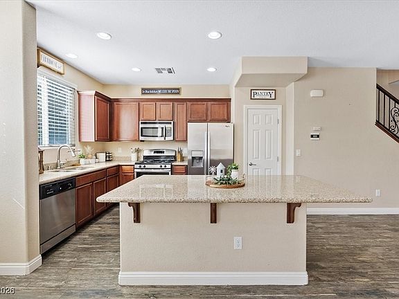 4th image of 6871 Compass Cove Ave
