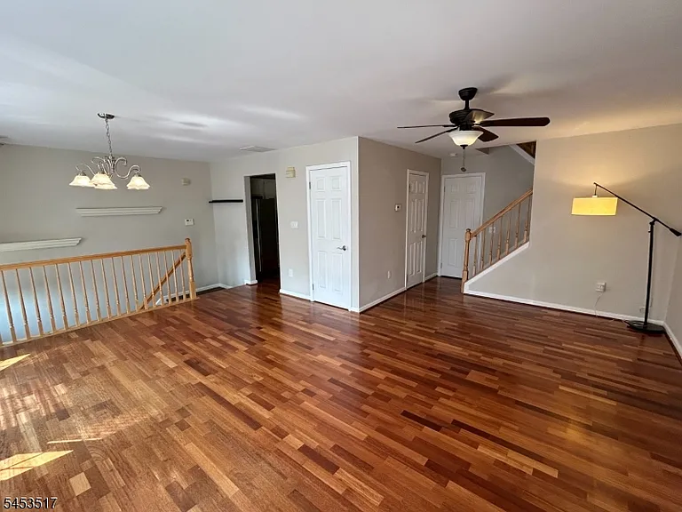 50 Pine St #J — Photo 8