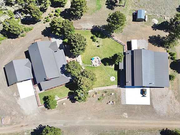 4th image of 70 Sunset View Rd