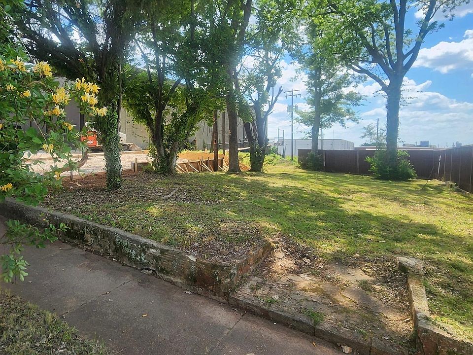 2nd image of 212 38th St S #384