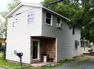326 Cherry St, East Greenville, PA 18041