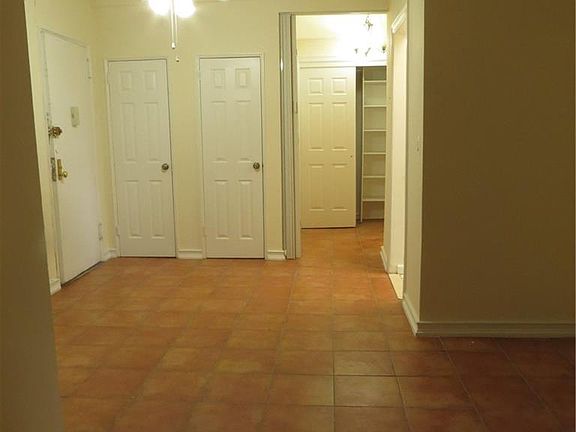 5th image of 1296 Midland Ave #1-B