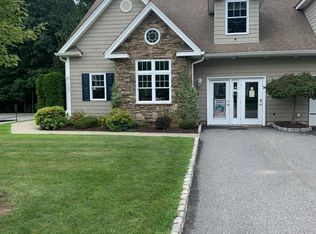 110 Braeburn Path, Matamoras, PA 18336