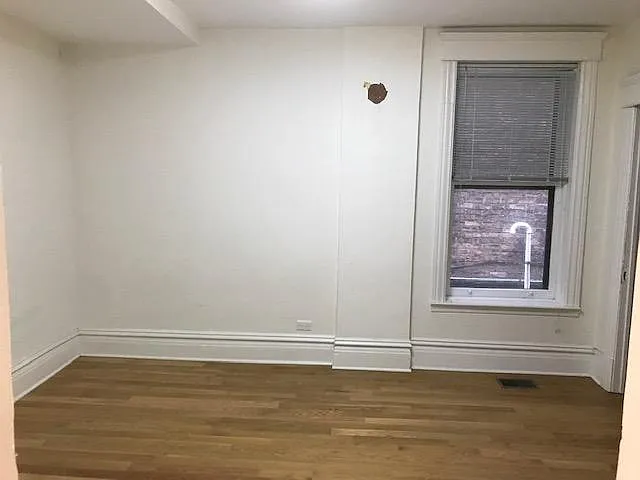 717 W Roscoe St #1 — Photo 15