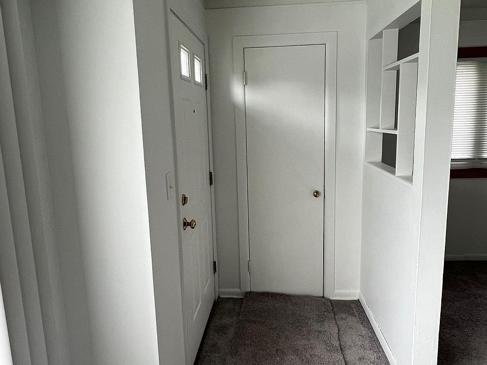1st image of 6121 John Daly St