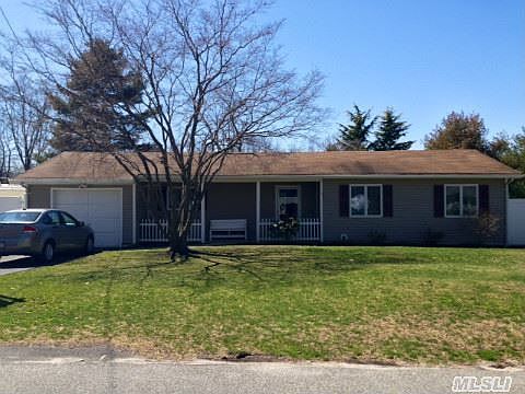 1st image of 38 Brookhaven Dr