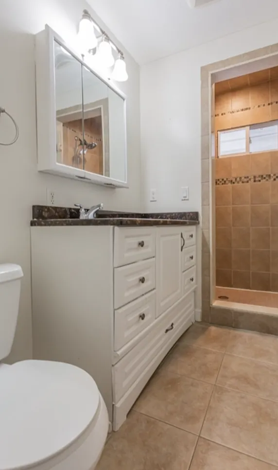 770 Bedford St — Photo 4