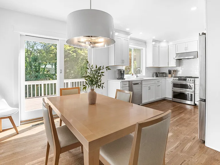 Gaymoor Dr — Photo 10