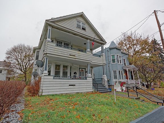 4th image of 506 Pawling Ave