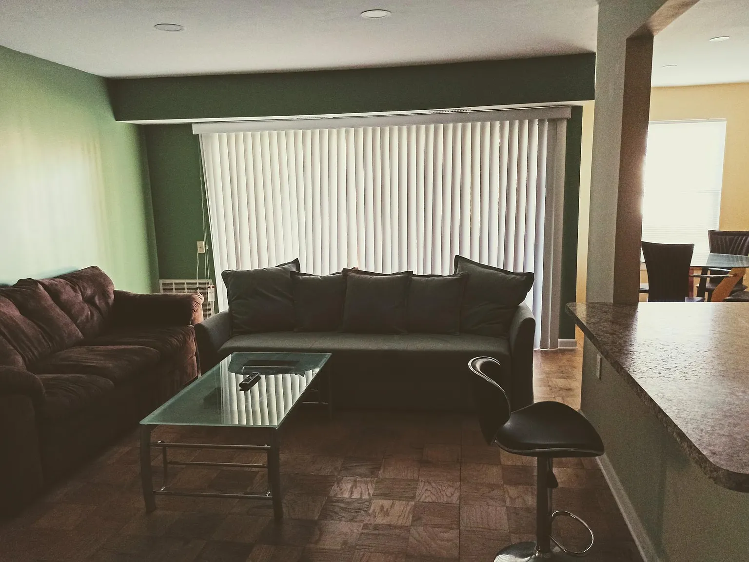 2 bed, 1100 sqft, $1,950 — Photo 3