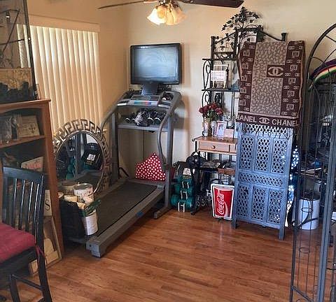 4th image of 4528 Greenholme Dr APT 3