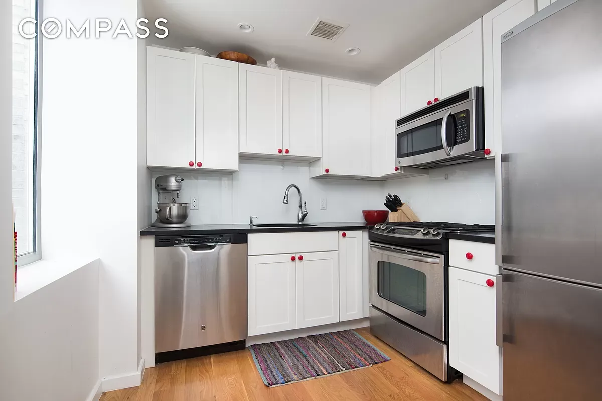 82 Irving Place #4A in Clinton Hill, Brooklyn | StreetEasy