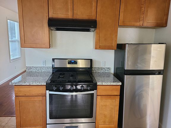 5th image of 117 Bw Williams Dr