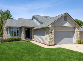 1780 Country Club Dr, Coralville, IA 52241