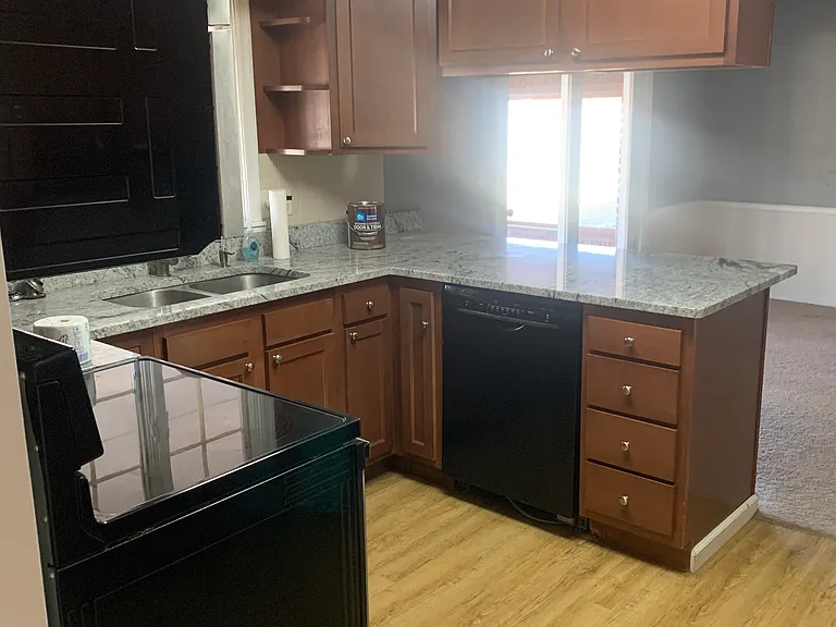 3250 Heritage Rd — Photo 8