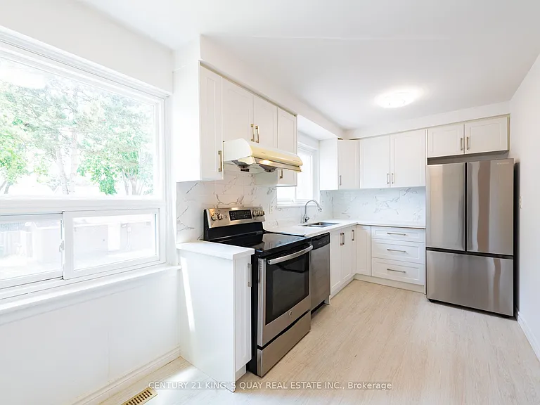 44 Chester Le Blvd #32 — Photo 15