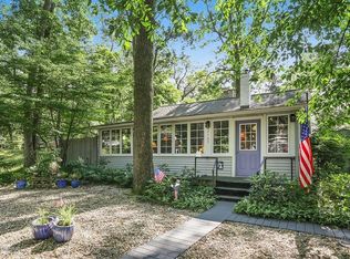 47103 Oak Ave, New Buffalo, MI 49117