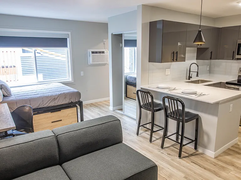 506 E Stoughton St #31 — Photo 9