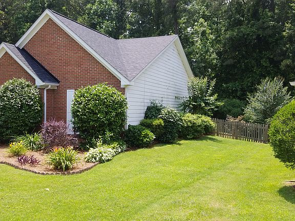 2nd image of 2940 Dogwood Creek Pkwy