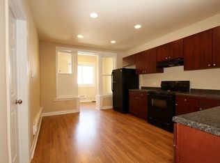6040 S Eberhart Ave, Chicago, IL 60637