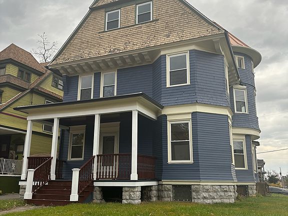 2nd image of 1093 Ellicott St