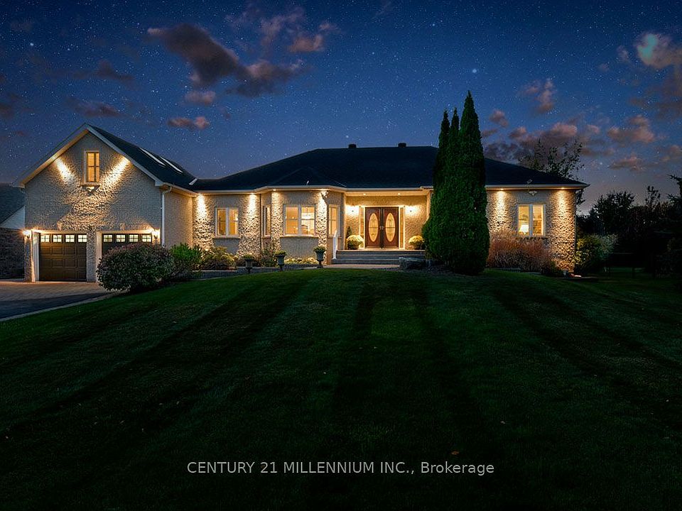1st image of 8 Castlewood Ct