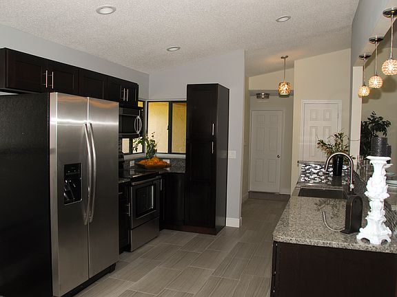 5th image of 4221 Watermill Ave