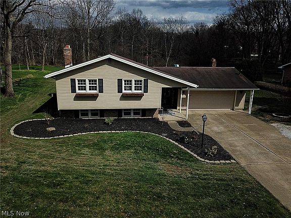 2nd image of 2331 Williams Dr
