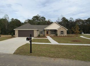 61 Castlewoods Dr, Petal, MS 39465