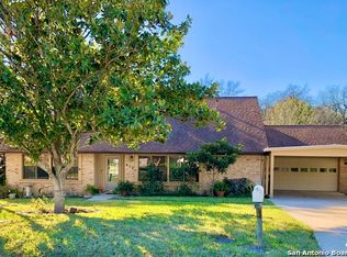 612 Gloria Dr, Seguin, TX 78155