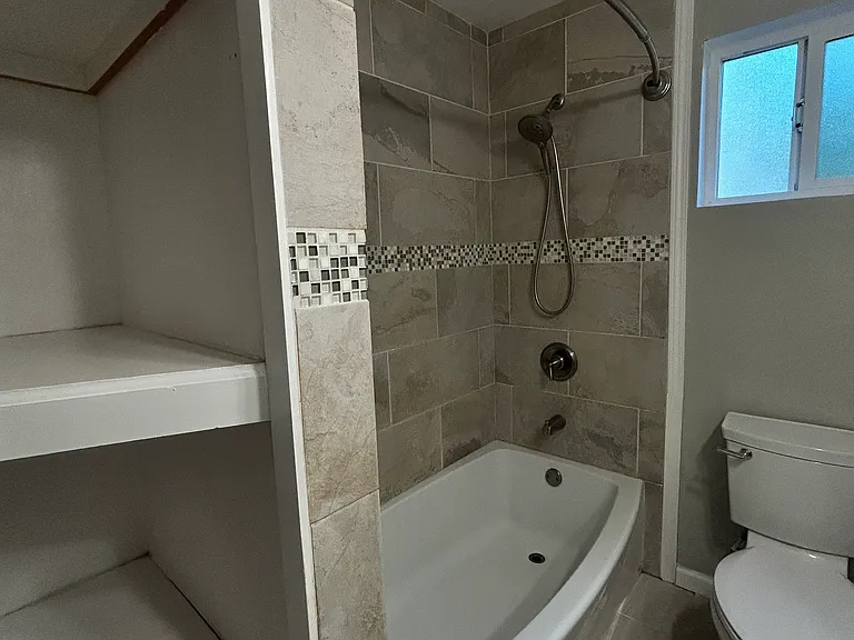 40 Ash St — Photo 6