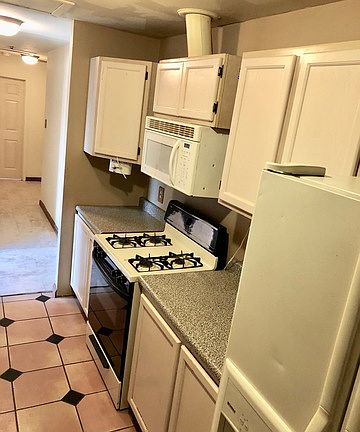 3rd image of 130 Eaglerock Dr