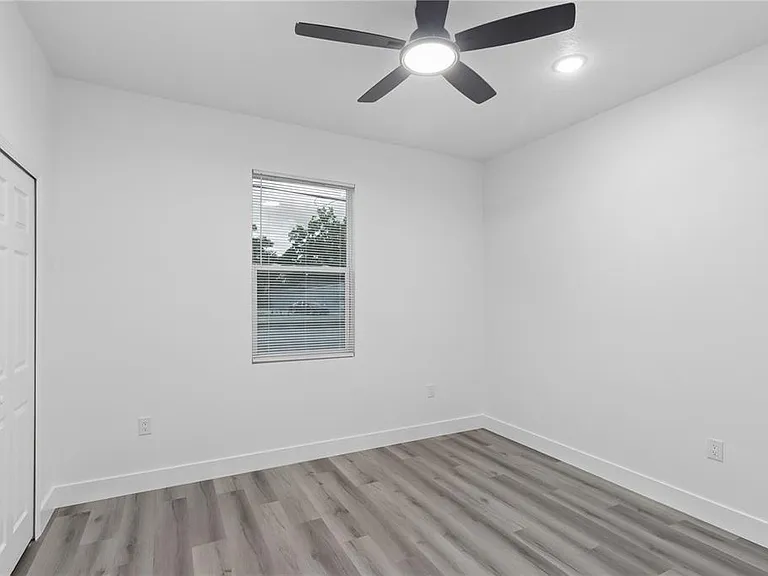 1449 Kathleen Rd — Photo 13