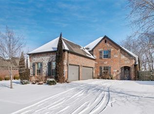 3601 SW Willowbrook Rd, Bentonville, AR 72712