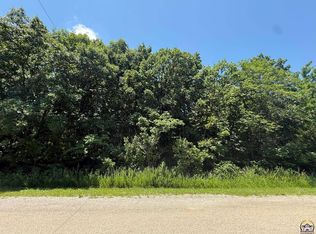6787 & 6791 Lake Ridge Pkwy, Ozawkie, KS 66070