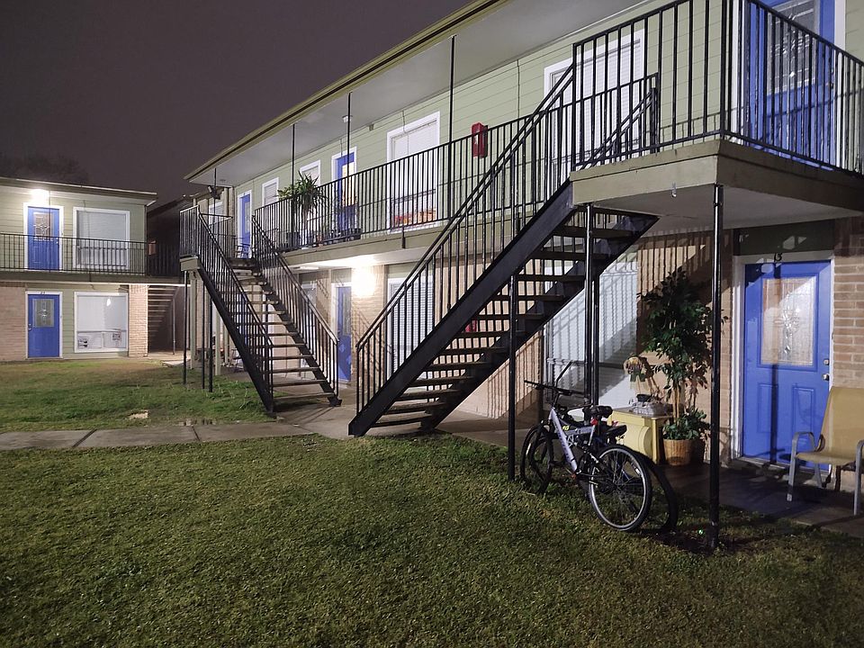 1st image of 2405 Palmer Hwy #Q4ehdp3q2