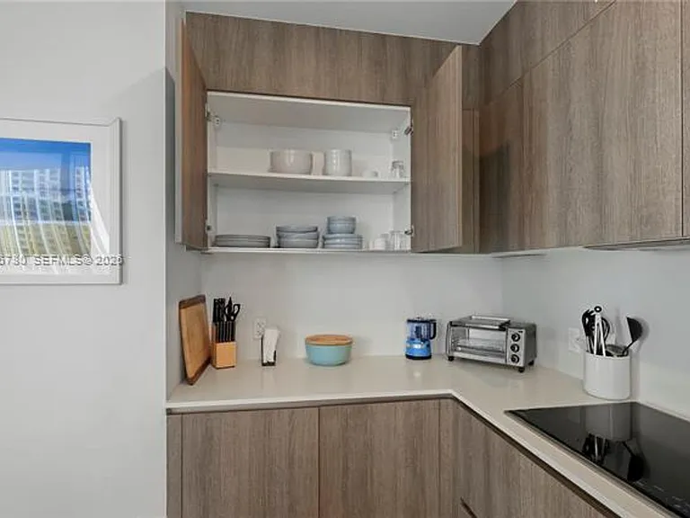 17550 Collins Ave #CU-1205 — Photo 16