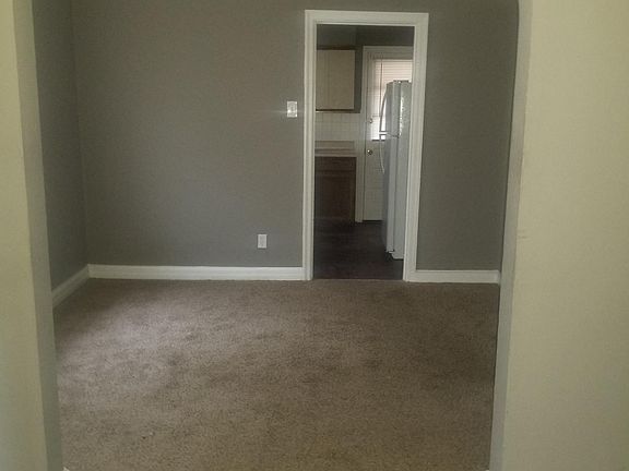 3rd image of 2158 Fairhaven Dr